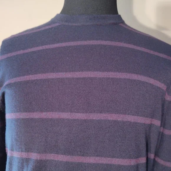 CALVIN KLEIN EUROPEAN YARN MEN'S LONG SLEEVE CREWNECK SWEATER - SIZE MEDIUM